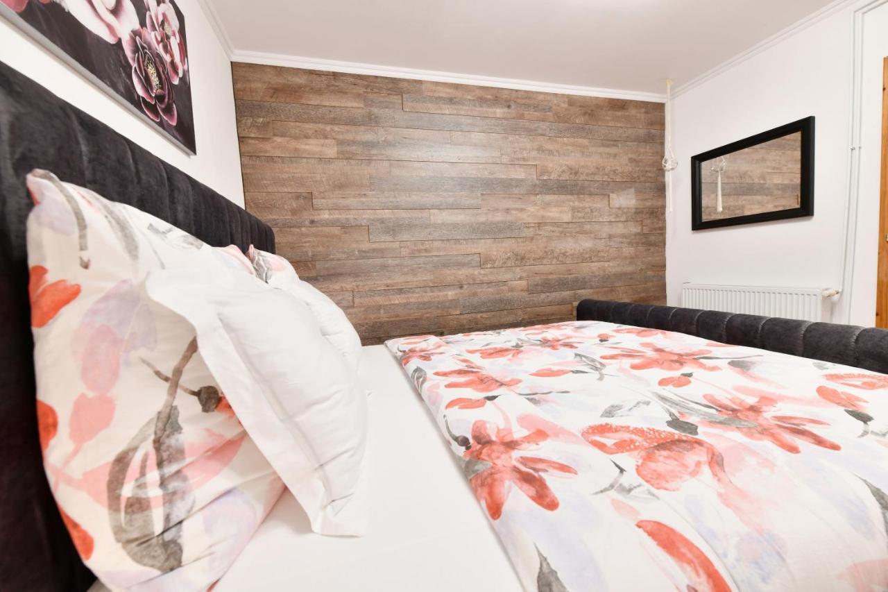 Apartments Green Park Rakovica Bagian luar foto