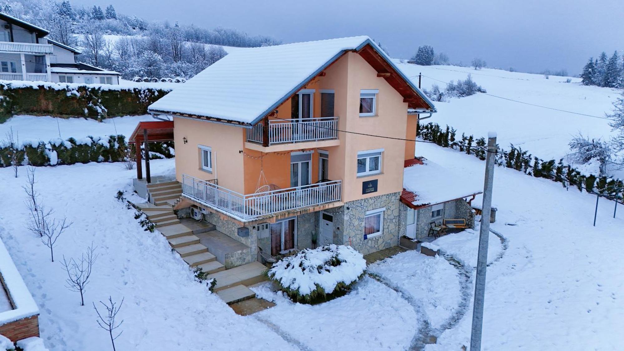 Apartments Green Park Rakovica Bagian luar foto